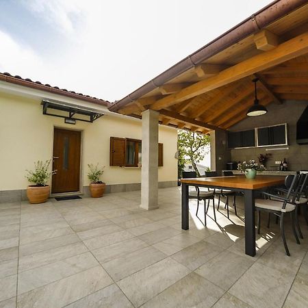 Вілла Casa Tilia Sapjane Екстер'єр фото